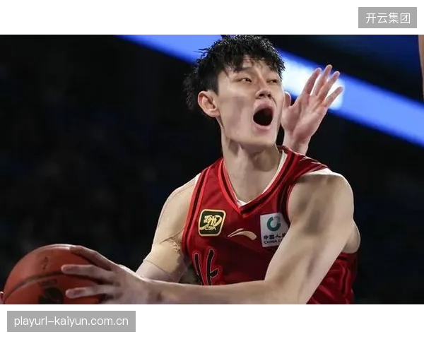 上海队需警惕北京队坚韧防守，李弘权与曾凡博的对位将火花四溅。